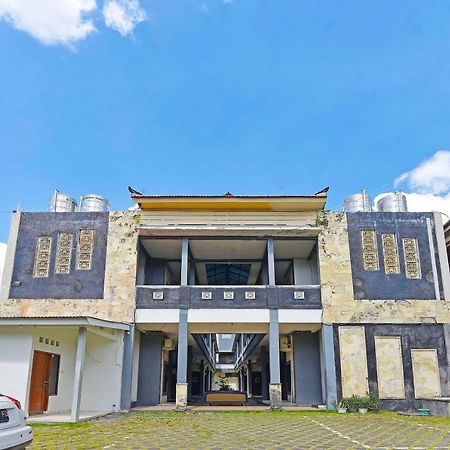 Super Oyo 91495 Hotel Indah Residence 丹帕沙 外观 照片