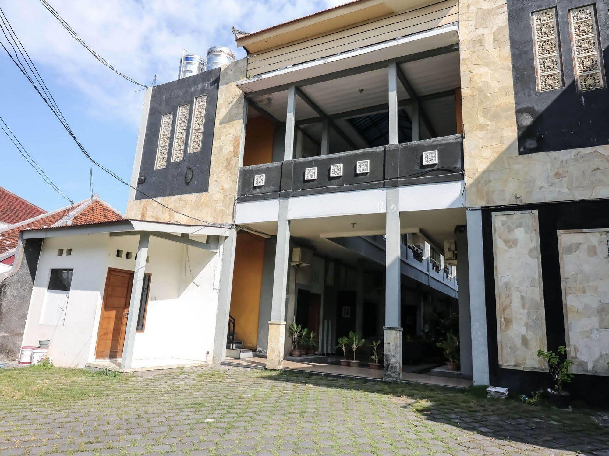 Super Oyo 91495 Hotel Indah Residence 丹帕沙 外观 照片